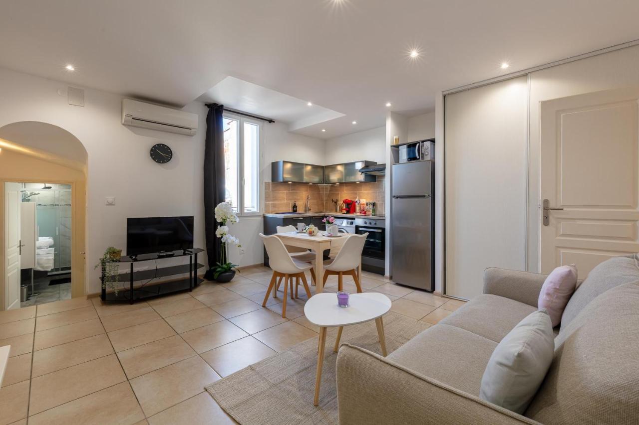 Coeur De Provence - Appt Climatise Leilighet Draguignan Eksteriør bilde